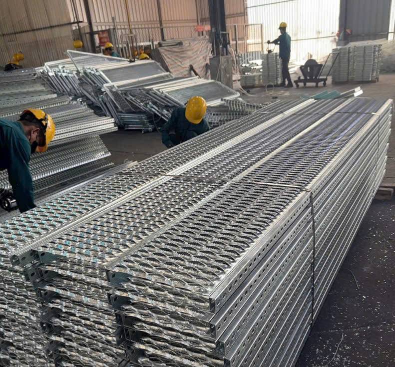 SÀN THAO TÁC KIM CƯƠNG GIÁ RẺ NHẤT TẠI TP CẦN THƠ