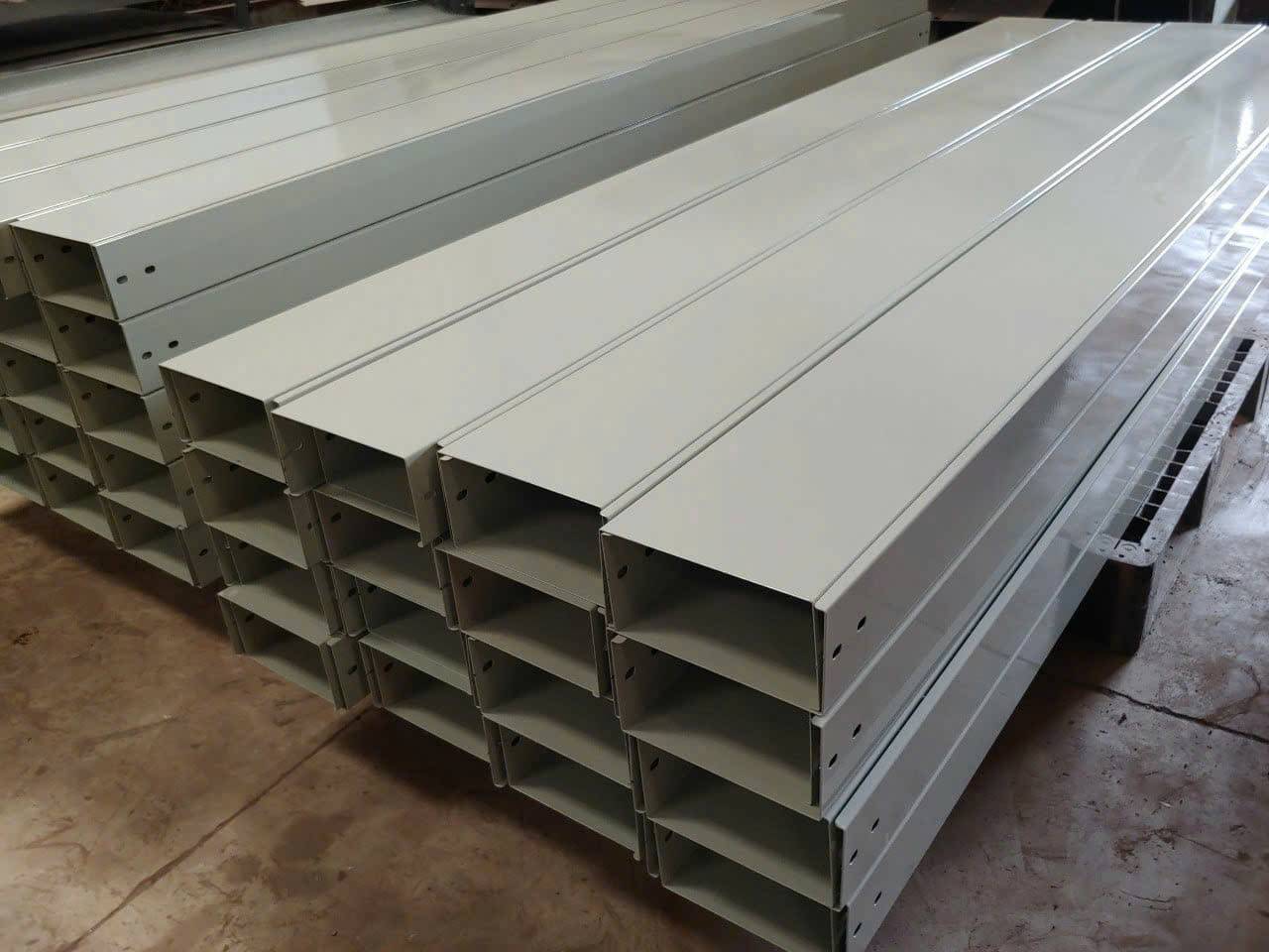 GIÁ MÁNG CÁP SƠN TĨNH ĐIỆN CỰC RẺ TOÀN QUỐC 