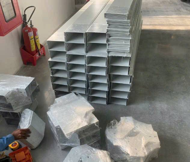 Máng cáp điện là gì? Máng Cáp Điện Tại TP ĐÀ NẴNG