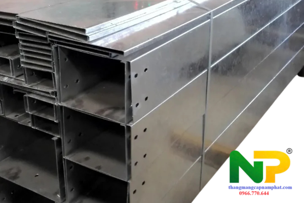 MÁNG CÁP ĐIỆN NHÚNG NÓNG NAM PHÁT TẠI KOM TUM