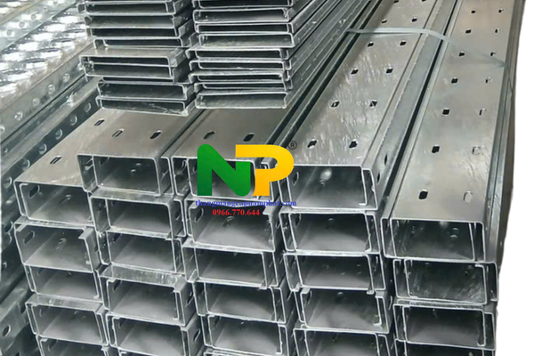 CTY SẢN XUẤT THANG MÁNG CÁP ĐIỆN RẺ NHẤT TẠI PHÚ YÊN