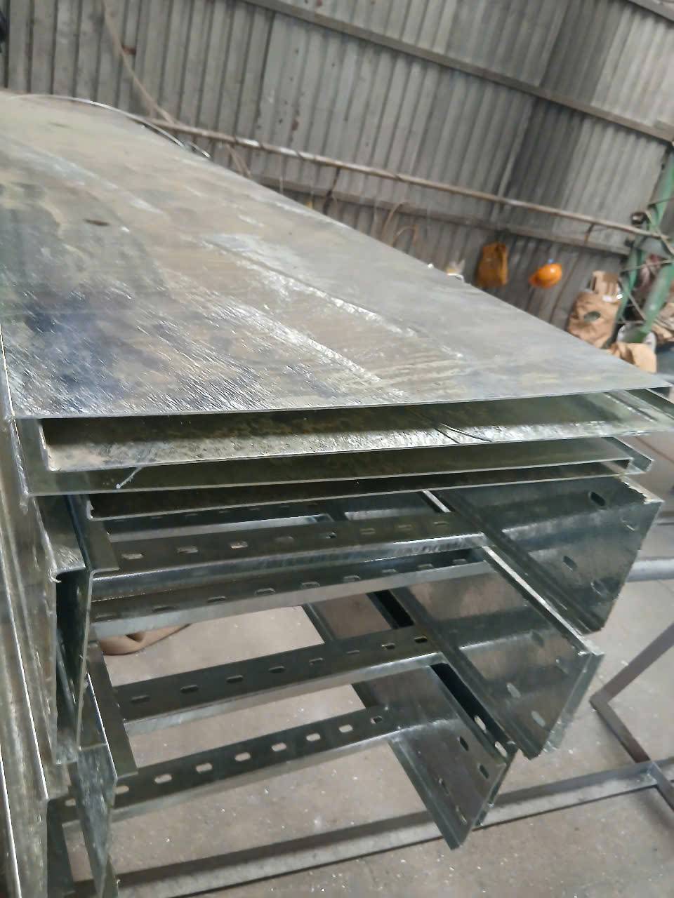 Thang cáp điện tại Nam Du Kiên Giang